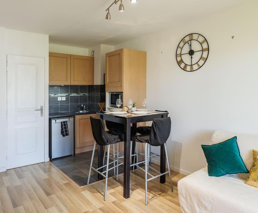T2 Prado-david, Parc Borely, Parking Privee * Marseille